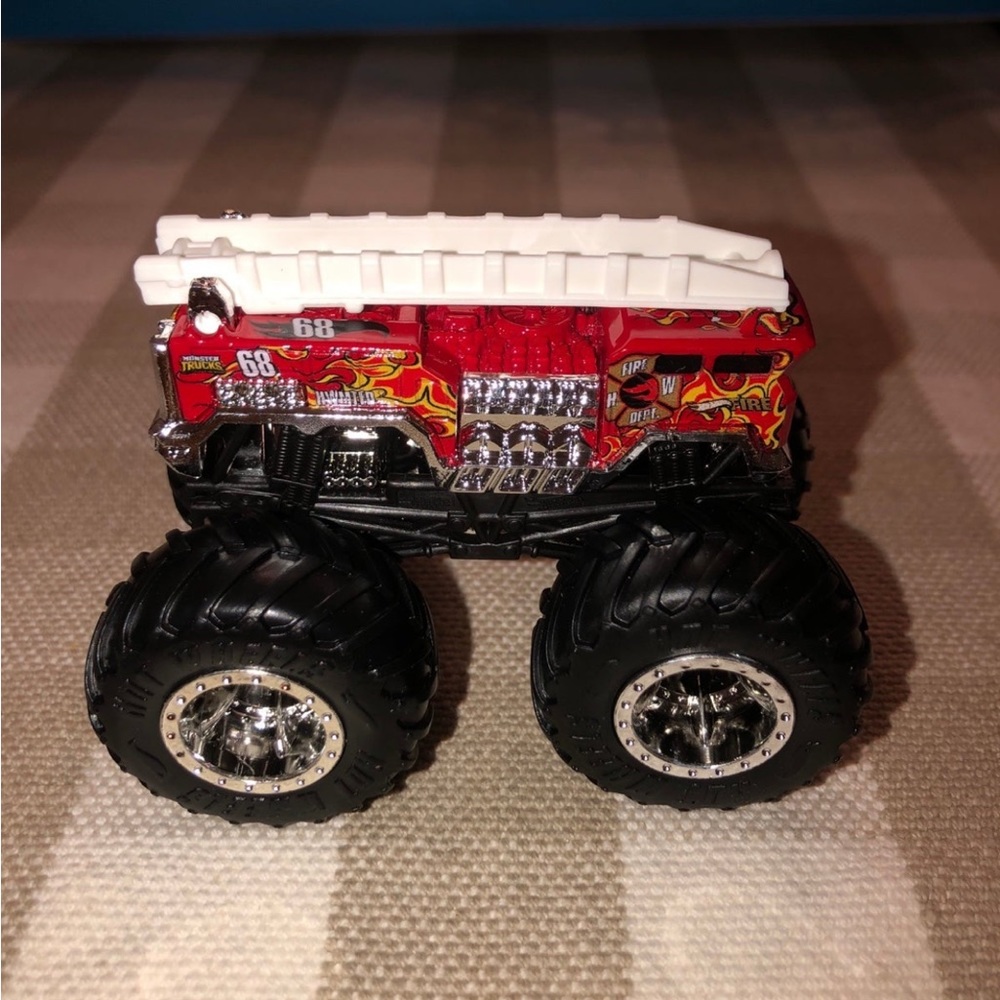 BRAND NEW 5 Alarm Hot Wheels Monster truck